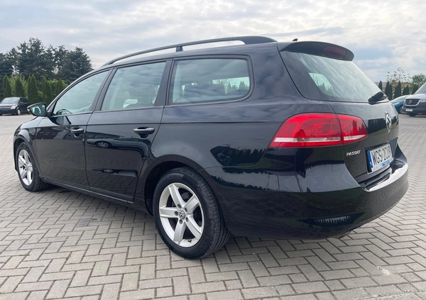 Volkswagen Passat cena 28900 przebieg: 245000, rok produkcji 2013 z Pilawa małe 529